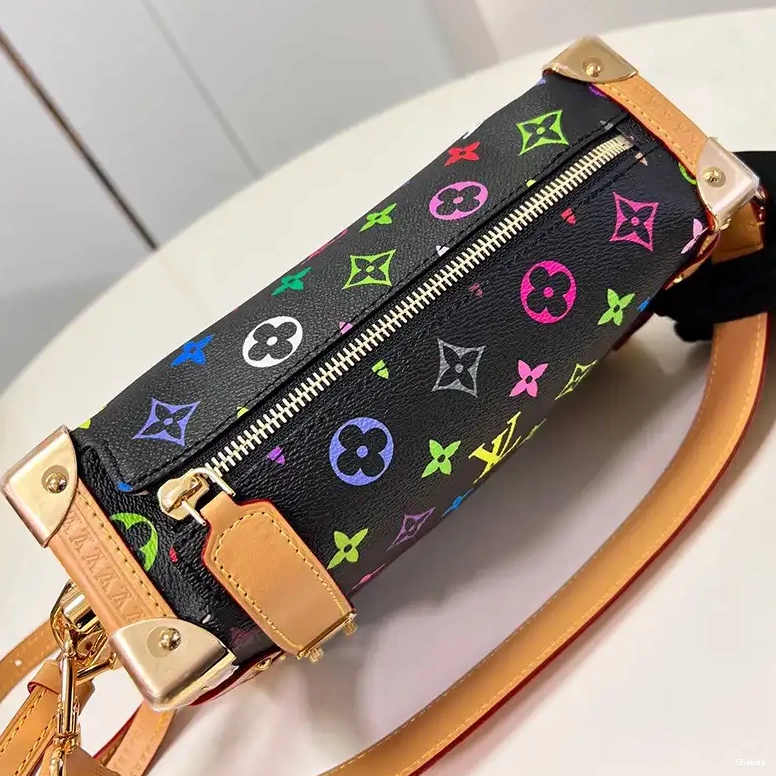 LV 2304YA0012 Bag 0516